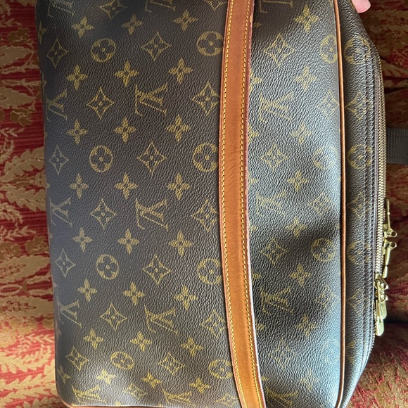 Louis Vuitton Reporter GM Bag - Picture 1 of 8